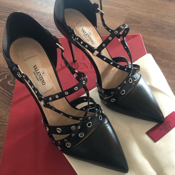 Authentic Valentino Garavani love latch heels sz7 - Picture 5 of 7